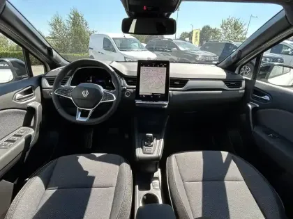 Photo 21 Renault Captur  E-Tech full hybrid 160 ch