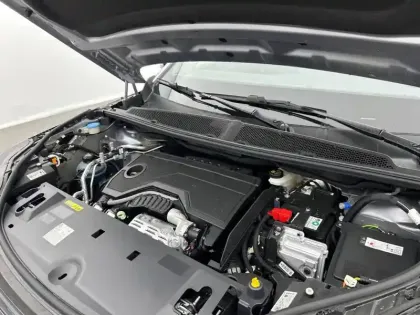 Photo 14 Peugeot 3008  Hybrid 145 e-DCS6