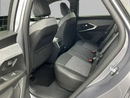 Photo 11 Peugeot 3008  Hybrid 145 e-DCS6