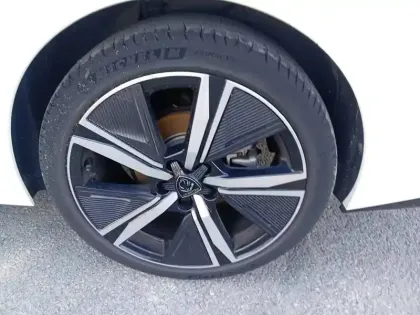 Photo 12 Peugeot 308  SW PureTech 130ch S&S EAT8