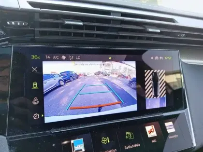 Photo 17 Peugeot 308  SW PureTech 130ch S&S EAT8