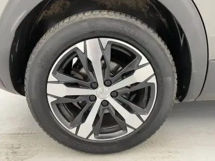 Photo 18 Peugeot 3008  Puretech 130ch S&S EAT8