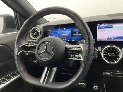 Photo 57 Mercedes GLA  200 d 8G-DCT