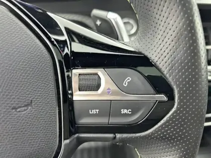 Photo 49 Peugeot 2008  PureTech 130 S&S EAT8