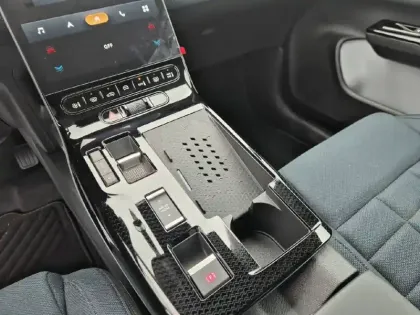 Photo 13 Citroën C5 aircross  Hybride 145 ch e-DCS6