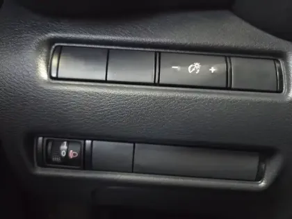 Photo 20 Nissan Juke  HYBRID 143