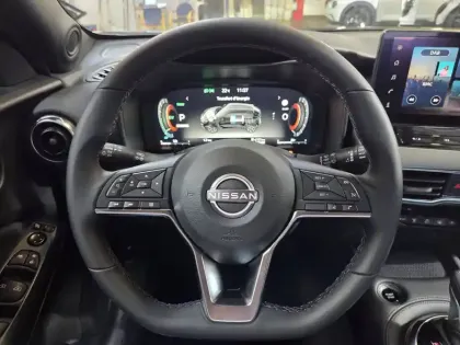 Photo 21 Nissan Juke  HYBRID 143