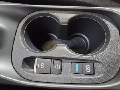 Photo 30 Nissan Juke  HYBRID 143