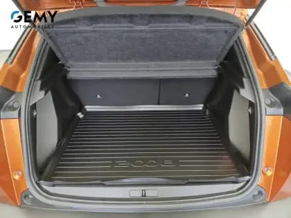 Photo 23 Peugeot 2008  PureTech 100 S&S BVM6
