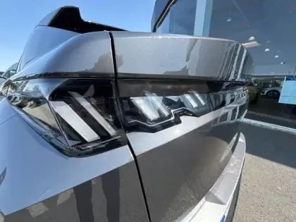 Photo 11 Peugeot 3008  Electrique 73 kWh 210 ch