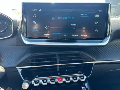 Photo 17 Peugeot 2008  Hybrid 110 e-DCS6