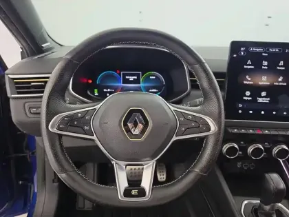Photo 28 Renault Clio  E-Tech full hybrid 145