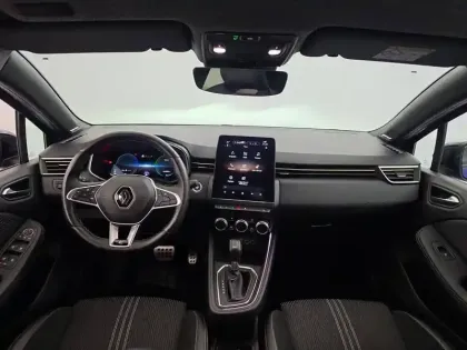Photo 27 Renault Clio  E-Tech full hybrid 145