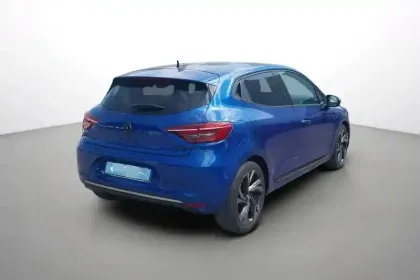 Photo 5 Renault Clio  E-Tech full hybrid 145