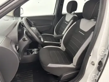 Photo 17 Dacia Lodgy  TCe 115 5 places