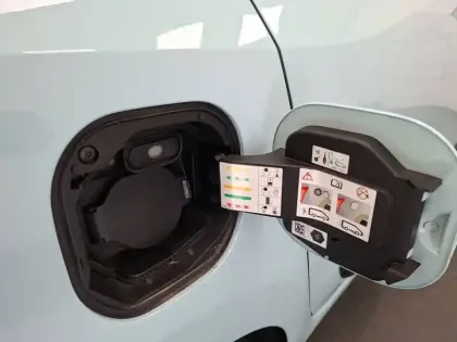 Photo 19 Renault Twingo  III E-Tech