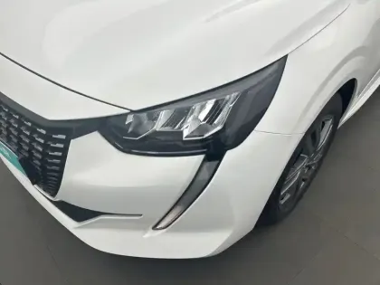 Photo 15 Peugeot 208  PureTech 75 S&S BVM5