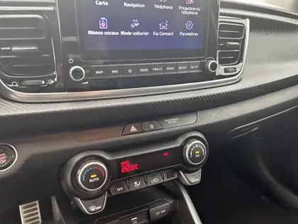 Photo 44 Kia Rio  1.0 T-GDi 120 ch MHEV DCT7