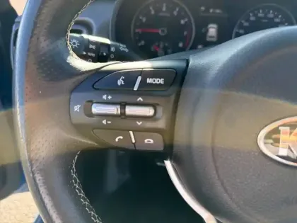 Photo 17 Kia Rio  1.0 T-GDi 120 ch MHEV DCT7
