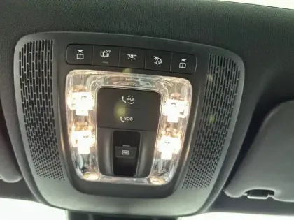 Photo 50 Mercedes GLA  200 7G-DCT