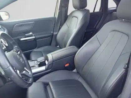 Photo 10 Mercedes GLA  200 7G-DCT