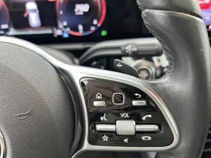 Photo 46 Mercedes GLA  200 7G-DCT