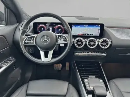 Photo 31 Mercedes GLA  200 7G-DCT