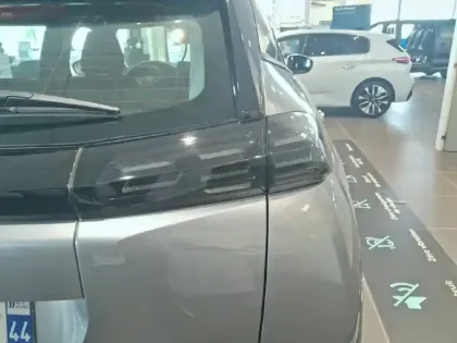 Photo 16 Peugeot 2008  Hybrid 110 e-DCS6