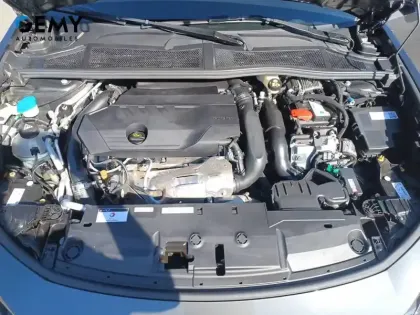 Photo 11 Peugeot 408  PHEV 225 e-EAT8