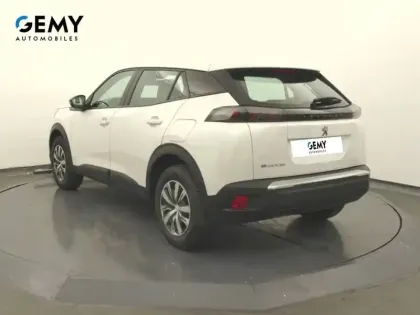 Photo 6 Peugeot 2008  Electrique 136 ch