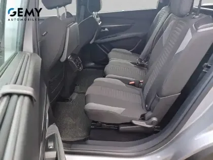 Photo 9 Peugeot 5008  Hybrid 136 e-DCS6