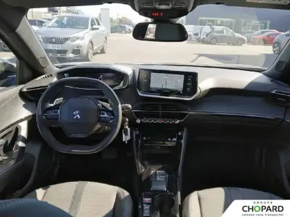 Photo 11 Peugeot 2008  PureTech 130 S&S EAT8