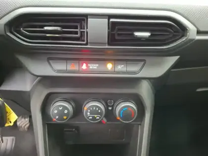Photo 34 Dacia Sandero  SCe 65