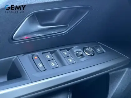 Photo 16 Peugeot 3008  Electrique 230 ch Grande autonomie 97 kWh