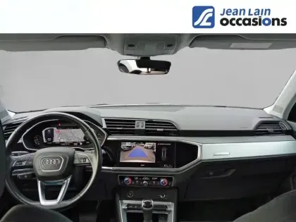 Photo 17 Audi Q3  40 TFSI 190 ch S tronic 7 Quattro