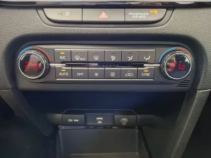 Photo 28 Kia Ceed  SW 1.5 T-GDi 140 ch BVM6