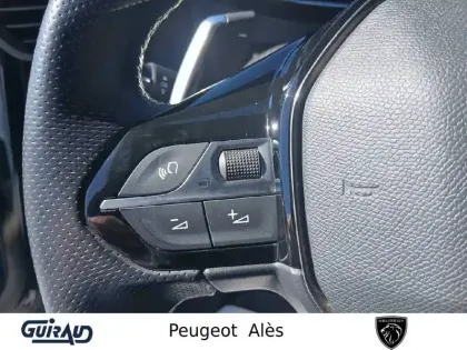 Photo 17 Peugeot 208  PureTech 100 S&S EAT8