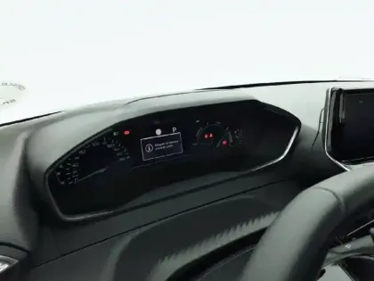 Photo 9 Peugeot 208  Hybrid 110 e-DCS6
