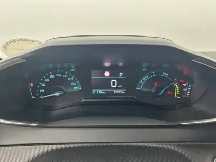 Photo 77 Peugeot 208  Electrique 50 kWh 136ch