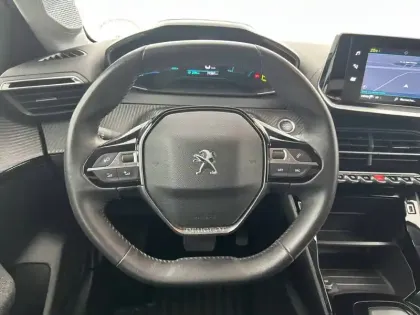 Photo 76 Peugeot 208  Electrique 50 kWh 136ch