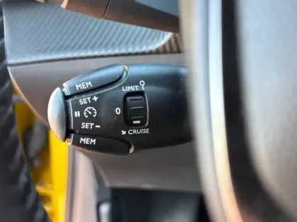 Photo 19 Peugeot 208  Electrique 50 kWh 136ch