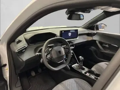 Photo 7 Peugeot 2008  Turbo 100 ch BVM6