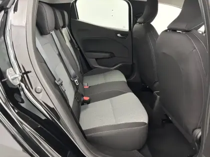 Photo 15 Renault Clio  Blue dCi 100 ch GSR2
