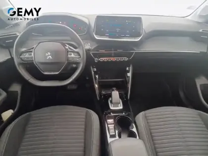 Photo 8 Peugeot 208  Electrique 50 kWh 136ch