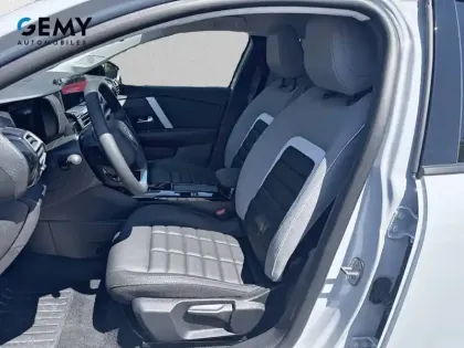 Photo 8 Citroën C4  Hybride 145 ch e-DCS6