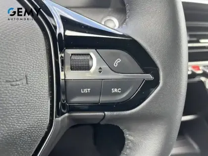 Photo 15 Peugeot 2008  Electrique 136 ch