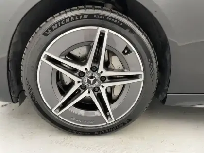 Photo 17 Mercedes Classe C  300 e 9G-Tronic e-Hybrid EQ