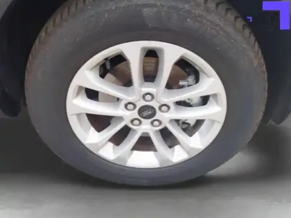 Photo 13 Ford Kuga  2.5 Duratec 180 ch FlexiFuel FHEV E85 Powershift
