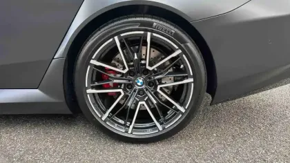 Photo 15 BMW Serie 5 M5 Touring PHEV 727 ch BVA8