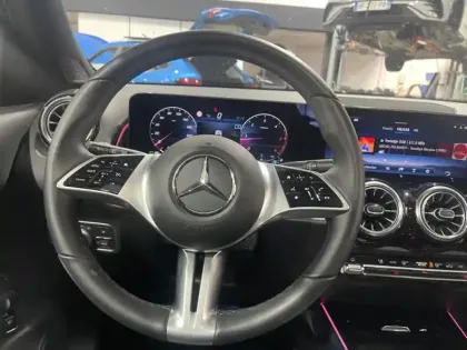 Photo 13 Mercedes GLB 200 d Progressive Line